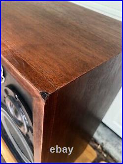 Pair Acoustic Research AR3a Speakers, Solid cabinets with minor dings