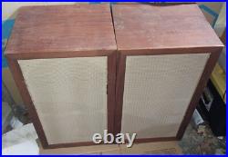Pair Acoustic Research AR-3 Speakers WORKING, AR2 AR1 Pair Acoustic Research AR-3 Speakers WORKING, AR2 AR1