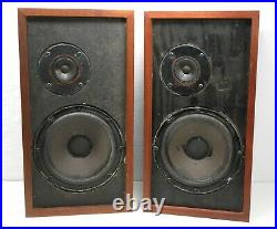 Pair Acoustic Research AR-4x Stereo Speakers