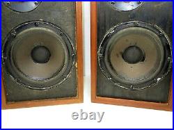 Pair Acoustic Research AR-4x Stereo Speakers