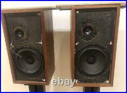 Pair Acoustic Research AR- 4x vintage Speakers