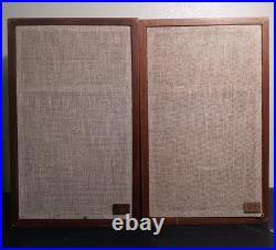 Pair Of AR-6 Acoustic Suspension Loudspeaker System Speakers Pair Of AR-6 Acoustic Suspension Loudspeaker System Speakers