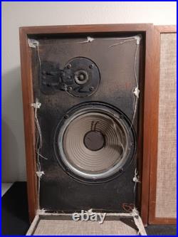 Pair Of AR-6 Acoustic Suspension Loudspeaker System Speakers Pair Of AR-6 Acoustic Suspension Loudspeaker System Speakers