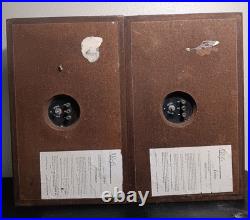 Pair Of AR-6 Acoustic Suspension Loudspeaker System Speakers Pair Of AR-6 Acoustic Suspension Loudspeaker System Speakers