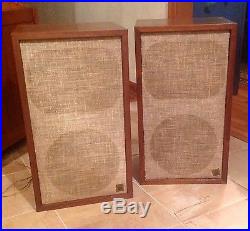 Pair Of Vintage Acoustic Research AR-2ax Inc Speakers