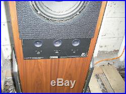 Pair Of Vintage Used Acoustic Research Ar9 Speakers To Restore Ar 9. Very Rare