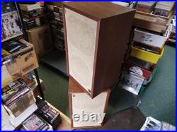 Pair Vintage AR-2aX Acoustic Research (3 way) Speaker System Great Condition VG