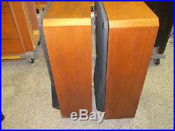 Pair Vintage Acoustic Research AR91 Speakers, WOOFERS NEED FOAM SURROUNDS