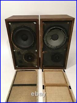 Pair acoustic research inc AR-4x speakers Read