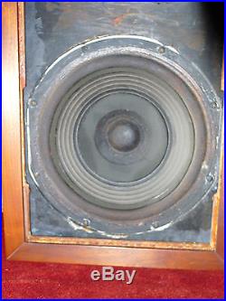 Pair of AR-3 AR3 AR 3 Speakers MINT CONDITION