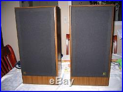 Pair of Acoustic Reaserch AR 28 BXi Vintage Speakers-One Owner