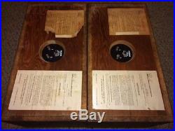 Pair of Acoustic Research AR4X SPEAKERS, Beautiful and Sound Amazing