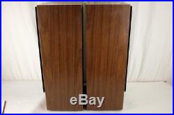 Pair of Acoustic Research AR 28 BXi Speakers They Sound Great