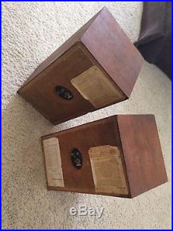 Pair of Acoustic Research AR-4X Speakers Great Condition
