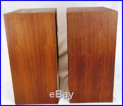 Pair of Acoustic Research (AR) 4x Speakers in Good Working Condition