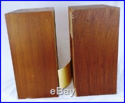 Pair of Acoustic Research (AR) 4x Speakers in Good Working Condition