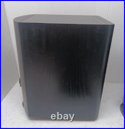 Pair of Acoustic Research VP series Loud speakers ARVP25 with mounts black