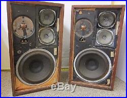 Pair of VINTAGE Acoustic Research AR-2a Speakers HELP Pair of VINTAGE Acoustic Research AR-2a Speakers HELP