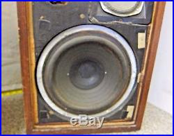 Pair of VINTAGE Acoustic Research AR-2a Speakers HELP Pair of VINTAGE Acoustic Research AR-2a Speakers HELP