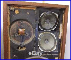 Pair of VINTAGE Acoustic Research AR-2a Speakers HELP Pair of VINTAGE Acoustic Research AR-2a Speakers HELP