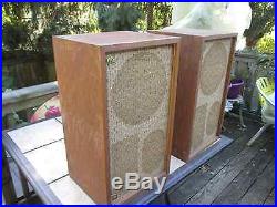 Pair of Vintage AR 2a Speakers Pair of Vintage AR 2a Speakers