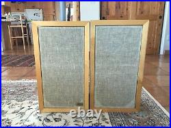 Pair of Vintage Acoustic Research AR3a Stereo Speakers in Excellent Condition