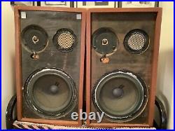 Pair of Vintage Acoustic Research AR-2ax Speakers
