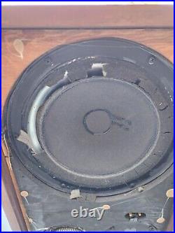 Pair of Vintage Acoustic Research AR-2ax Speakers For Parts