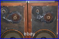 Pair of Vintage Acoustic Research AR-3a Speakers
