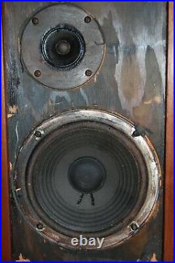 Pair of Vintage Acoustic Research AR-4x Speakers
