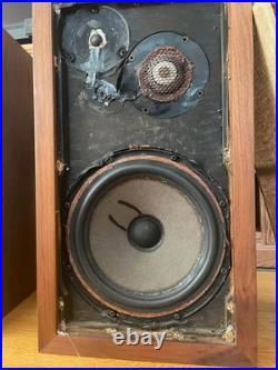 Pair of Vintage-ar-3 Speakers