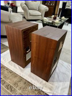 Pair of original cherry vintage Acoustic Research AR-3 speakers Pair of original cherry vintage Acoustic Research AR-3 speakers