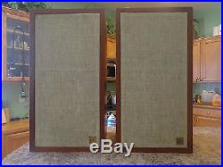 Pair of vintage Early Acoustic Research AR 4x Speakers