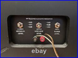Pair of vintage Teledyne Acoustic Research AR90 speaker towers - please read
