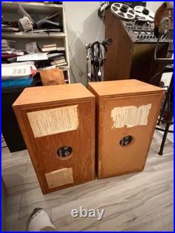 Pair of working Vintage Acoustic Research 2Ax Speakers