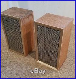 Pair vintage Acoustic Research AR-1U speakers
