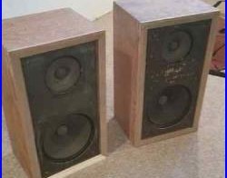 Pair vintage Acoustic Research AR-1 speakers