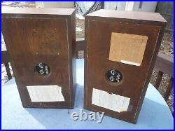 Pickup only Mass. Vintage AR Acoustic Research AR-2AX 3-Way Speakers w Box Kloss