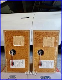 Rare Acoustic Research AR-3 Speakers. With stand. All original