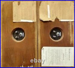 Rare Pair Vintage Acoustic Research 4x Oiled Walnut Bookshelf Speakers
