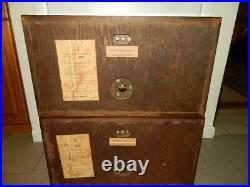 Rare Vintage Acoustic Research AR -1 Loud Speakers Serial # 16873 & 16875