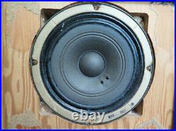 Rare Vintage Acoustic Research AR-1 Speakers Serial # 5942 & 5943