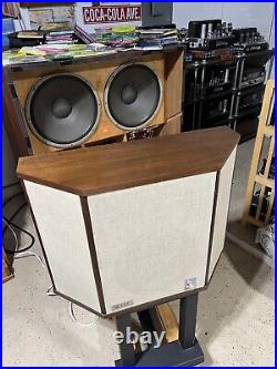 Rare Vintage Acoustic Research AR LST Speakers, Original Drivers, All Working