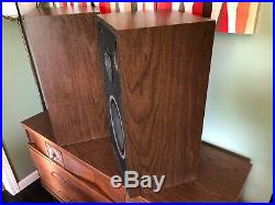 Rare Vintage KLH Research Model 353 Acoustic Suspension Speakers 5 out of 5
