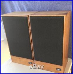 Set Of 2 Acoustic Research AR-11 Loudspeakers, Excellent condition