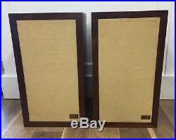 Set of 2 Two Vintage Acoustic Research AR-3A Speakers 64086, 64008