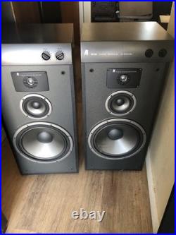 Tested & Working 1991 Acoustic Research AR SRT-330 3 Way Speakers 12 Woofer