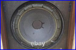 Used Vintage Acoustic Research Model AR-2AX Stereo Speakers Pair USA Need Foam