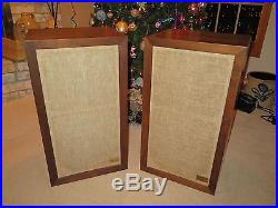 VINTAGE ACOUSTIC RESEARCH AR3a SPEAKERS