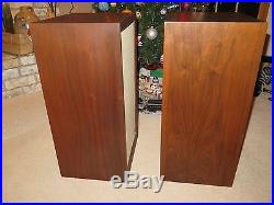 VINTAGE ACOUSTIC RESEARCH AR3a SPEAKERS